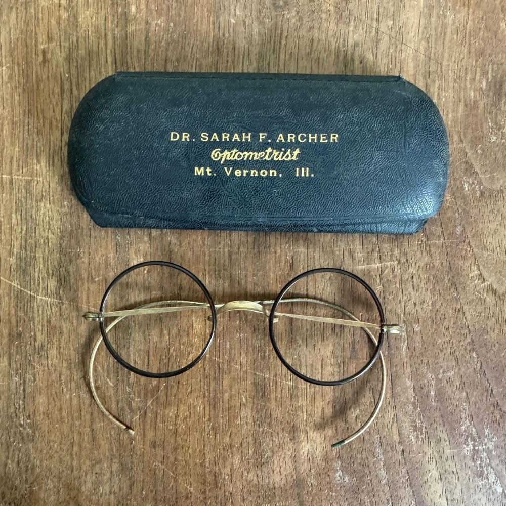 Antique 1920s REALFIT‎ Gold Brown Celluloid rimmed glasses case Mt Vernon IL